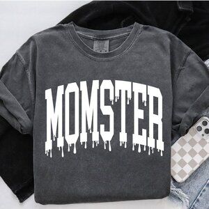 NEW Comfort Colors Spooky Momster Halloween Crewneck Graphic Tee Shirt